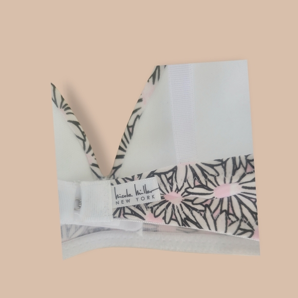 NEW BRA - Picture 4 of 5